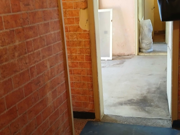 Тристаен апартамент в Русе, Здравец Изток - 84 кв.м за 1167 €/кв.м - Снимка #1