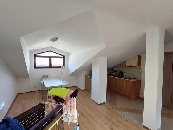 Тристаен апартамент в Банско - 83 кв.м за 711 €/кв.м - Снимка #1