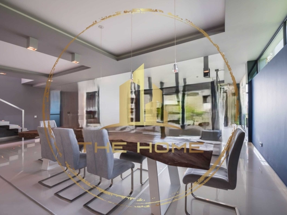 Дава се под наем Къща в Варна, Бриз - 860 кв.м за 4987.29 € - Снимка #1