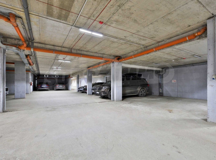Дава се под наем Гараж / Паркомясто в Варна, Левски - 15 кв.м за 119.34 € - Снимка #1