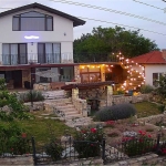 Дава се под наем Къща в к.к. Албена - 150 кв.м за 510 € - Снимка #1