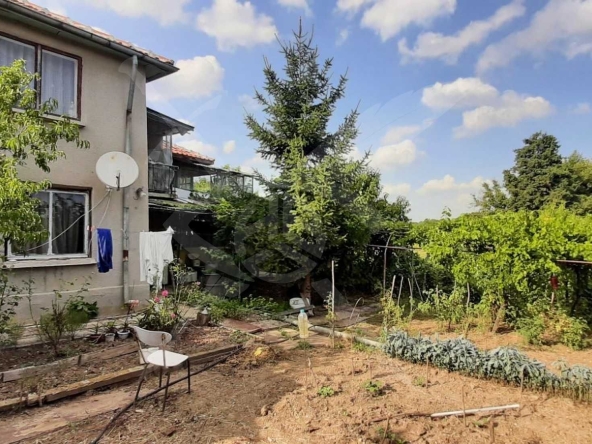 Къща в с. Осеново, Област Варна - 386 кв.м за 169 €/кв.м - Снимка #1