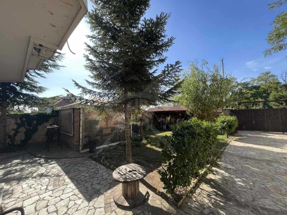 Къща в Варна, м-т Сотира - 250 кв.м за 1420 €/кв.м - Снимка #1