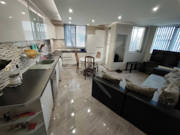 Тристаен апартамент в Варна, ВИНС - 89 кв.м за 1433 €/кв.м - Снимка #1