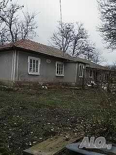 Къща в с. Средина, Област Добрич - 196 кв.м за 136 €/кв.м - Снимка #1