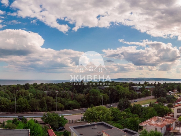 Дава се под наем Къща в Варна, м-т Евксиноград - 400 кв.м за 1750 € - Снимка #1