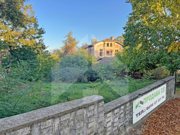 Парцел в Нови пазар - 2406 кв.м за 51 €/кв.м - Снимка #1