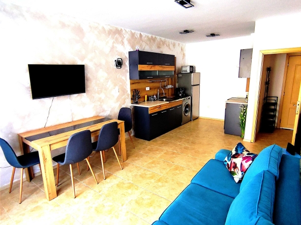 Дава се под наем Двустаен апартамент в Созопол - 60 кв.м за 331.5 € - Снимка #1