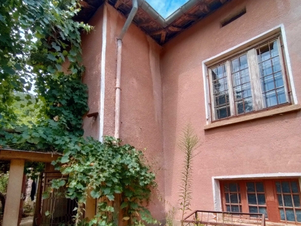 Къща в Роман - 100 кв.м за 250 €/кв.м - Снимка #1