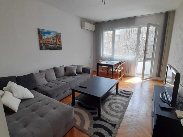 Дава се под наем Тристаен апартамент в Варна, Бриз - 65 кв.м за 550 € - Снимка #1