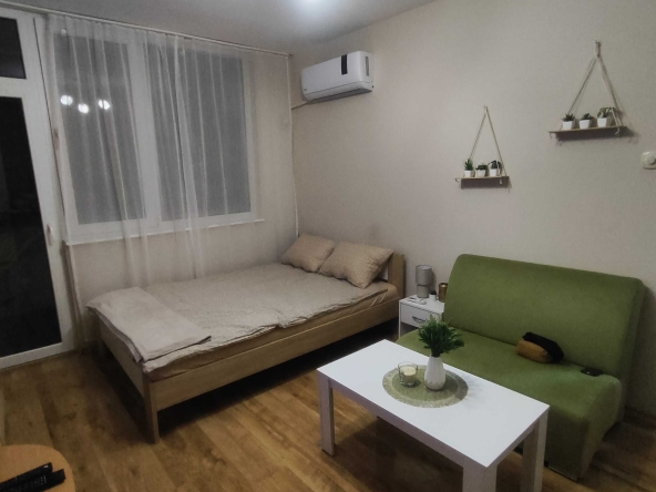 Дава се под наем Едностаен апартамент в Стара Загора, Център - 40 кв.м за 33.15 € - Снимка #1