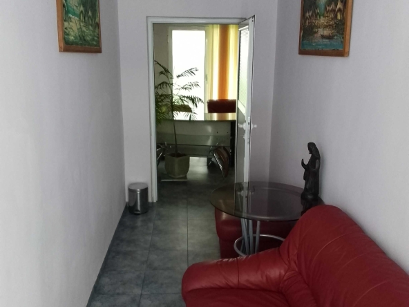Офис в Варна, Автогара - 56 кв.м за 1340 €/кв.м - Снимка #1