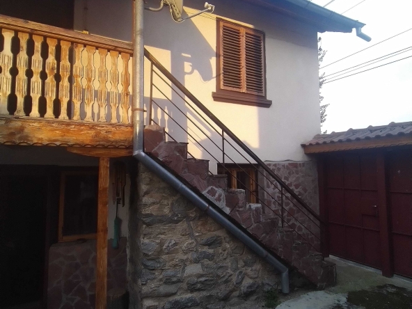 Къща в Самоков - 53 кв.м за 722 €/кв.м - Снимка #1