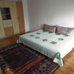 Дава се под наем Тристаен апартамент в Варна, Център - 65 кв.м за 408 € - Снимка #1