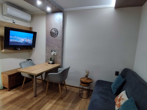 Дава се под наем Едностаен апартамент в Бургас, Възраждане - 42 кв.м за 433.5 € - Снимка #1