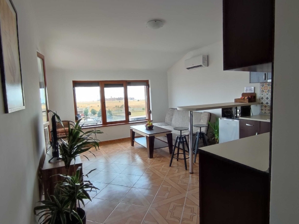 Дава се под наем Двустаен апартамент в Ахелой - 55 кв.м за 51 € - Снимка #1