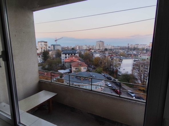 Дава се под наем Двустаен апартамент в София, Толстой - 69 кв.м за 538.56 € - Снимка #1