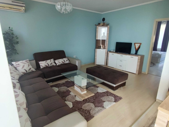 Дава се под наем Тристаен апартамент в Варна, Аспарухово - 90 кв.м за 663 € - Снимка #1