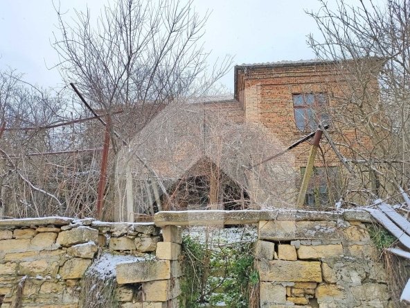 Къща в Нови пазар - 110 кв.м за 93 €/кв.м - Снимка #1