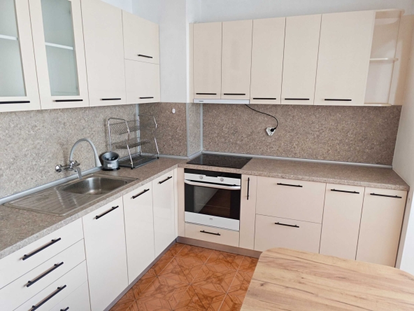 Дава се под наем Тристаен апартамент в София, Овча купел 1 - 90 кв.м за 550 € - Снимка #1