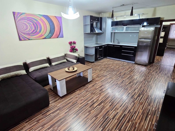 Дава се под наем Двустаен апартамент в Пловдив, Кършияка - 79 кв.м за 450 € - Снимка #1