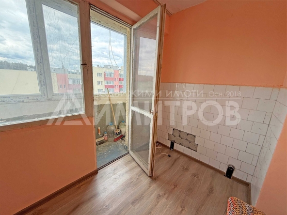 Едностаен апартамент в Нови пазар - 41 кв.м за 523 €/кв.м - Снимка #1
