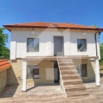 Къща в Нови пазар - 110 кв.м за 755 €/кв.м - Снимка #1