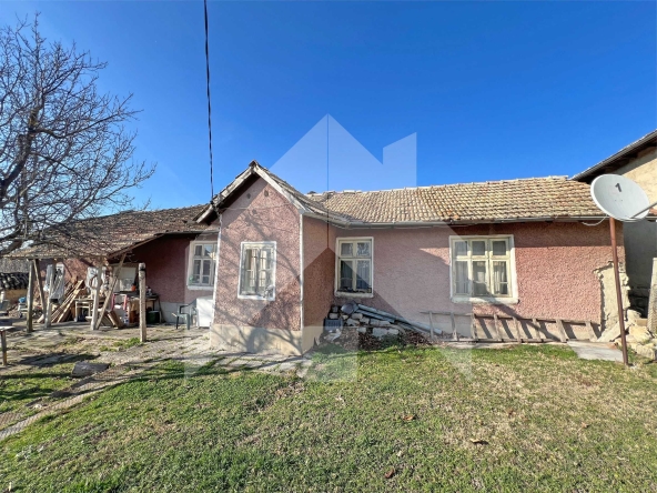 Къща в с. Стан, Област Шумен - 97 кв.м за 211 €/кв.м - Снимка #1