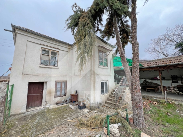 Къща в Нови пазар - 110 кв.м за 209 €/кв.м - Снимка #1