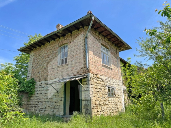 Къща в Нови пазар - 98 кв.м за 72 €/кв.м - Снимка #1