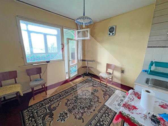 Едностаен апартамент в Нови пазар - 46 кв.м за 666 €/кв.м - Снимка #1