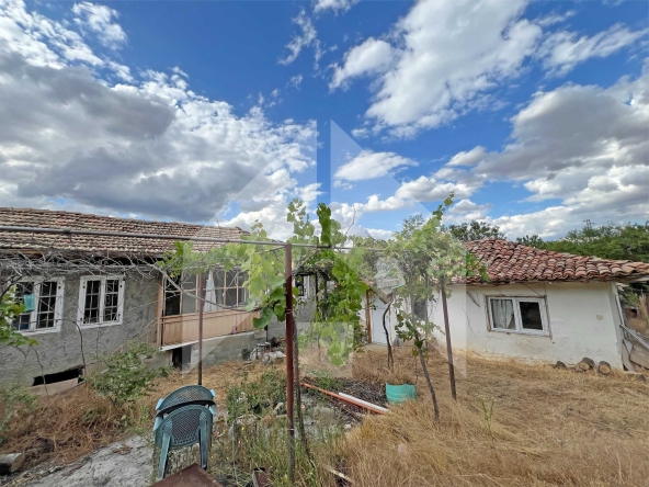 Къща в с. Писарево, Област Шумен - 113 кв.м за 158 €/кв.м - Снимка #1