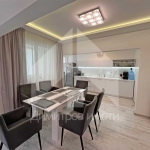 Тристаен апартамент в Нови пазар - 88 кв.м за 1103 €/кв.м - Снимка #1