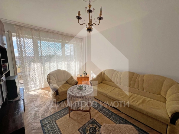 Двустаен апартамент в Нови пазар - 65 кв.м за 847 €/кв.м - Снимка #1