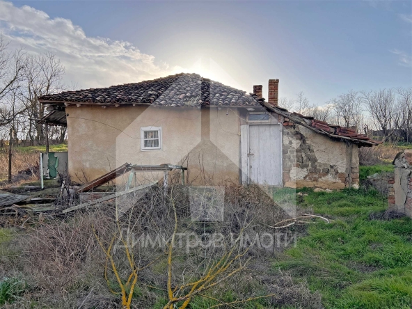 Къща в с. Караманите, Област Варна - 80 кв.м за 70 €/кв.м - Снимка #1