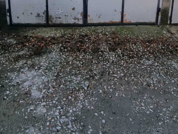 Гараж / Паркомясто в Разград, Център - 18 кв.м за 1134 €/кв.м - Снимка #1