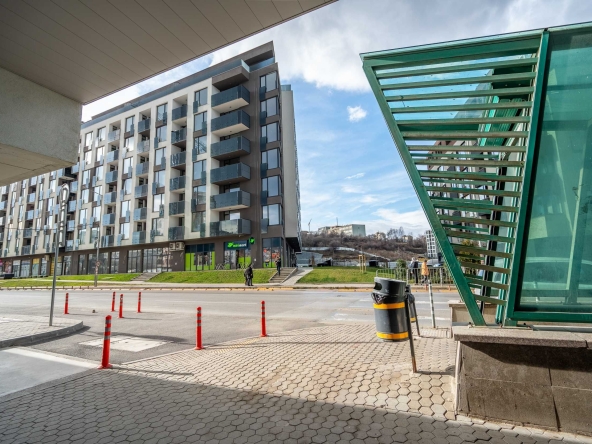 Дава се под наем Магазин в София, Дружба 2 - 70 кв.м за 1116.9 € - Снимка #1