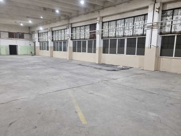 Дава се под наем Промишлена сграда в с. Церово, Област София-област - 500 кв.м за 1326 € - Снимка #1