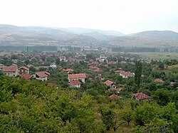 Къща в с. Блажиево, Област Кюстендил - 166 кв.м за 154 €/кв.м - Снимка #1