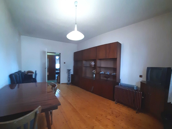 Многостаен апартамент в Търговище, Център - 130 кв.м за 863 €/кв.м - Снимка #1