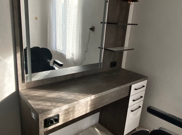 Дава се под наем  в Попово -  кв.м за 548.25 € - Снимка #1