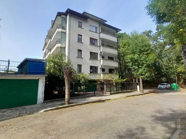 Етаж от къща в Пловдив, Въстанически - 150 кв.м за 1467 €/кв.м - Снимка #1