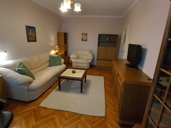 Дава се под наем Двустаен апартамент в София, Гео Милев - 65 кв.м за 548.25 € - Снимка #1