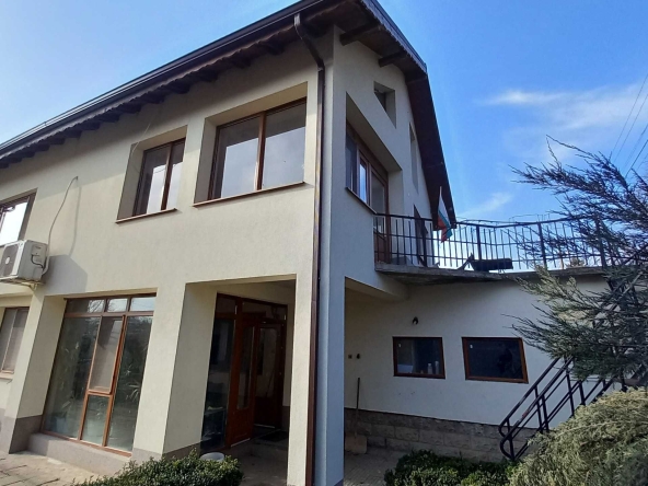 Къща в с. Бабово, Област Русе - 200 кв.м за 533 €/кв.м - Снимка #1