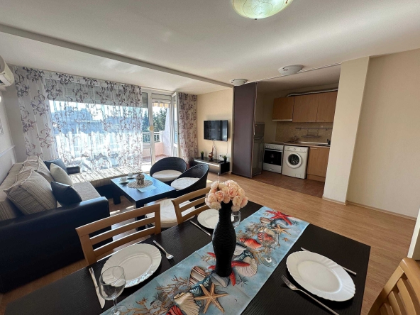 Тристаен апартамент в к.к. Слънчев бряг - 130 кв.м за 404 €/кв.м - Снимка #1