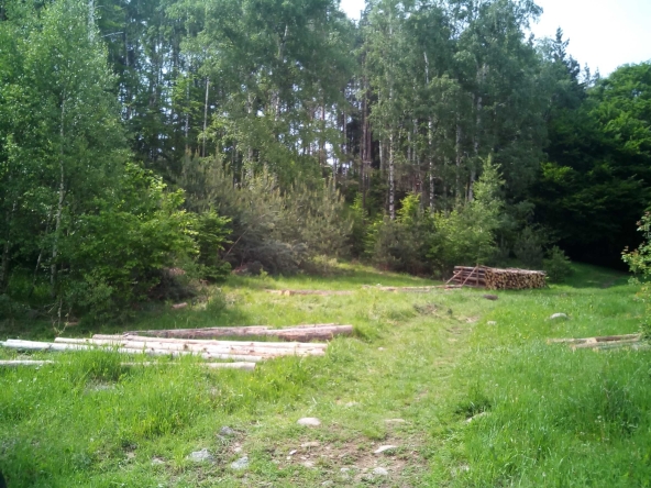 Парцел в Перник, Твърди ливади - 943 кв.м за 51 €/кв.м - Снимка #1