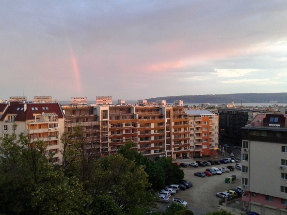 Дава се под наем  в Варна, Базар Левски - 20 кв.м за 102 € - Снимка #1