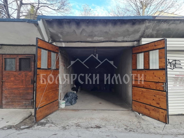 Гараж / Паркомясто в Велико Търново, Център - 23 кв.м за 1336 €/кв.м - Снимка #1