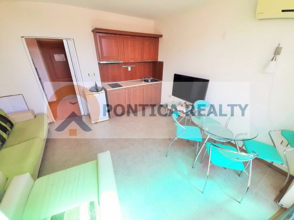 Двустаен апартамент в к.к. Слънчев бряг - 80 кв.м за 813 €/кв.м - Снимка #1