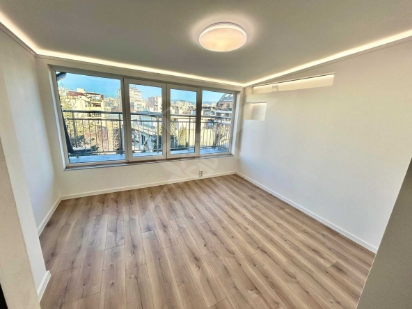 Едностаен апартамент в Варна, Общината - 18 кв.м за 2995 €/кв.м - Снимка #1